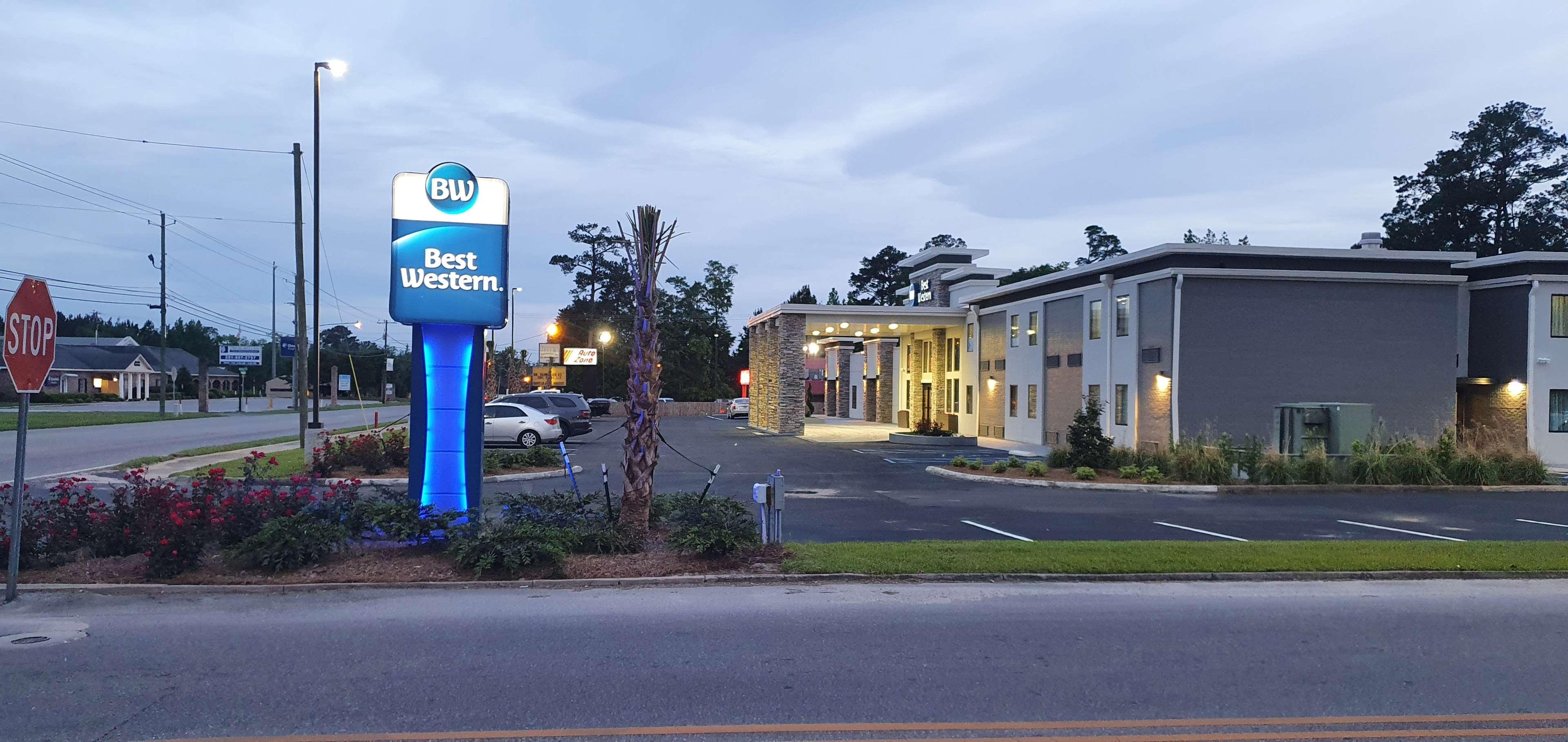 Best Western John Muir Inn Martinez Bagian luar foto