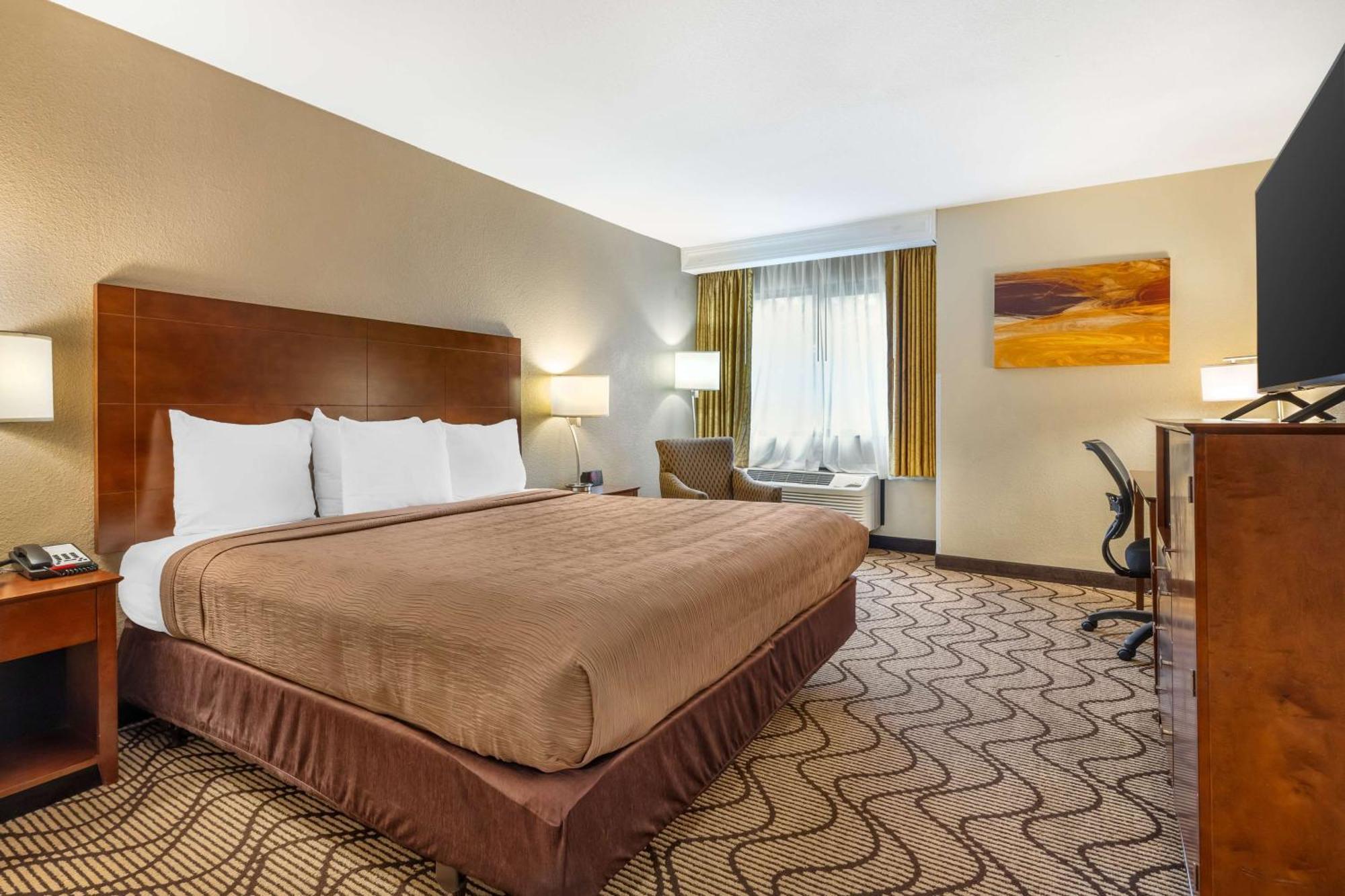 Best Western John Muir Inn Martinez Bagian luar foto